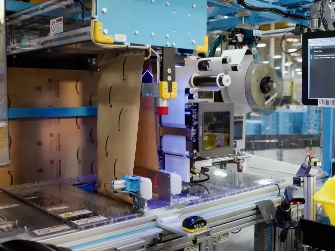 Amazon Develops Stretchable Paper to Replace Plastic Packaging