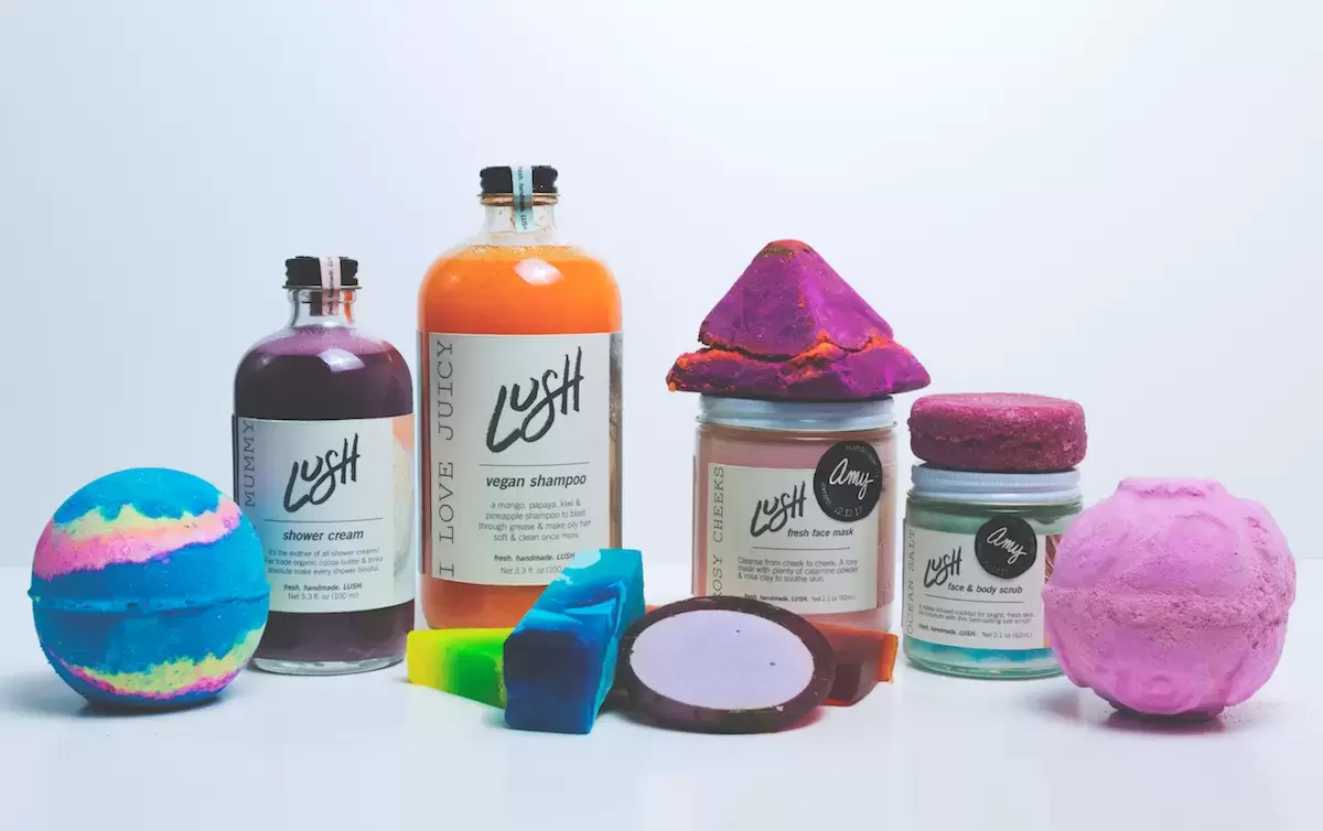 A LUSH se associa à Prevented Ocean Plastic para Embalagens Sustentáveis.
