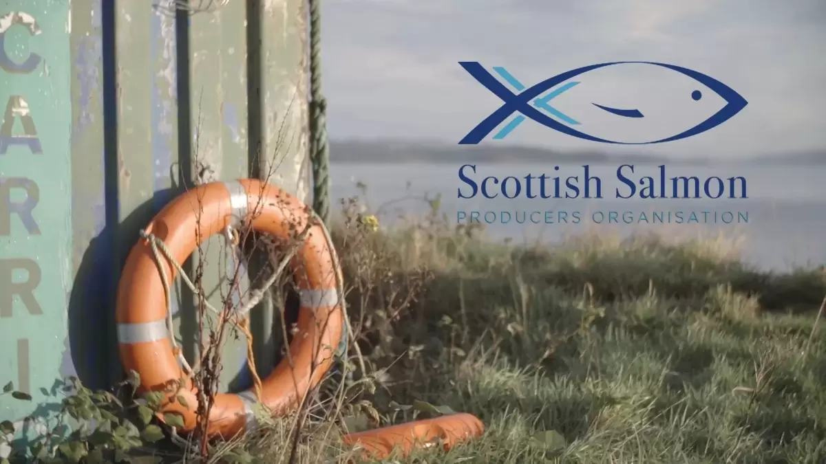 Los productores escoceses de salmón ganan el derecho a eliminar "de cultivo" del empaque.