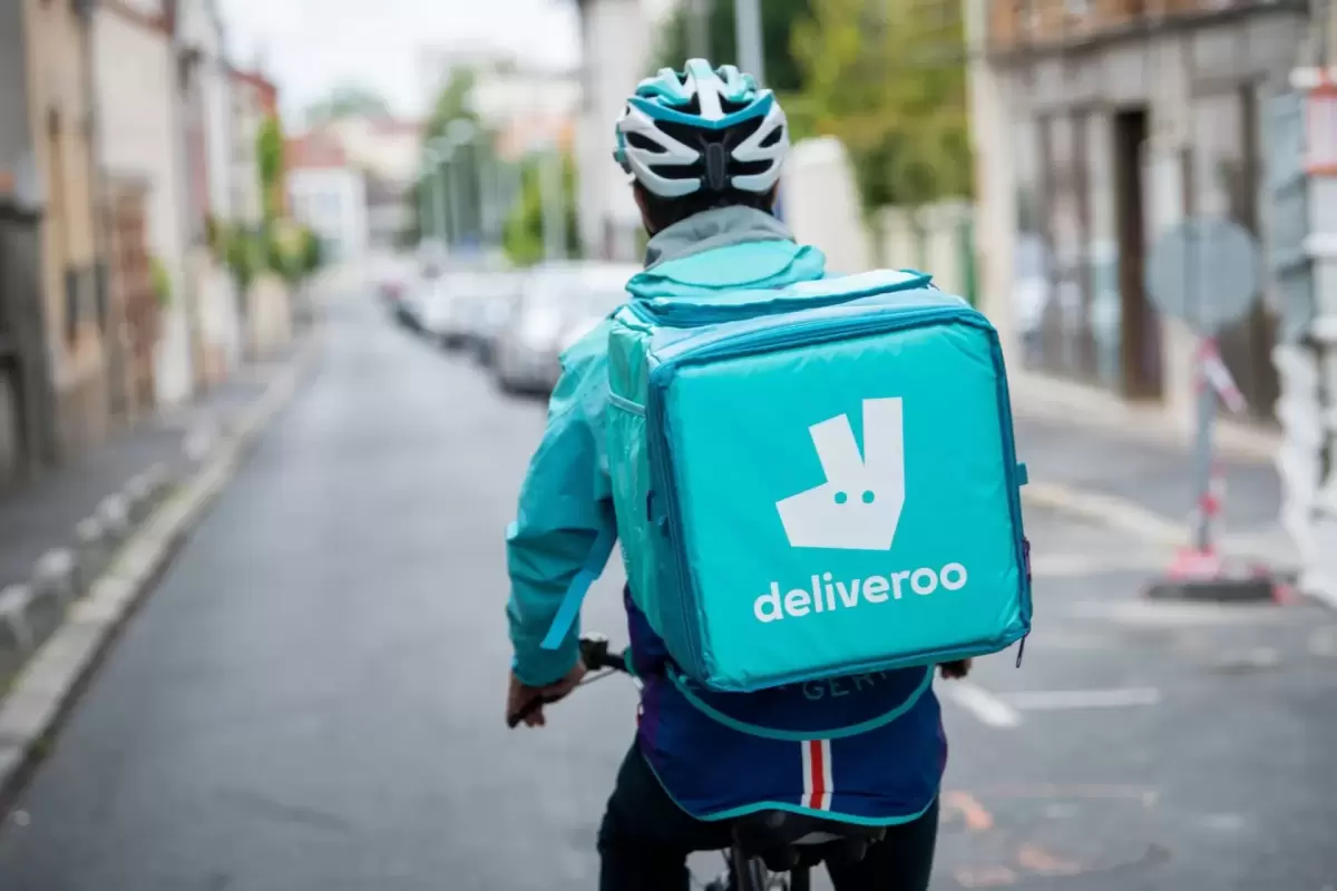 Deliveroo, GAIL’s and Sheffield Hallam Partner to Rethink Takeaway Packaging