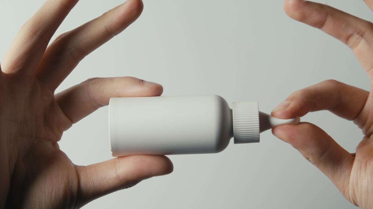 Shellworks dévoile la première pipette compte-gouttes entièrement compostable au monde pour l&#039;industrie de la beauté.