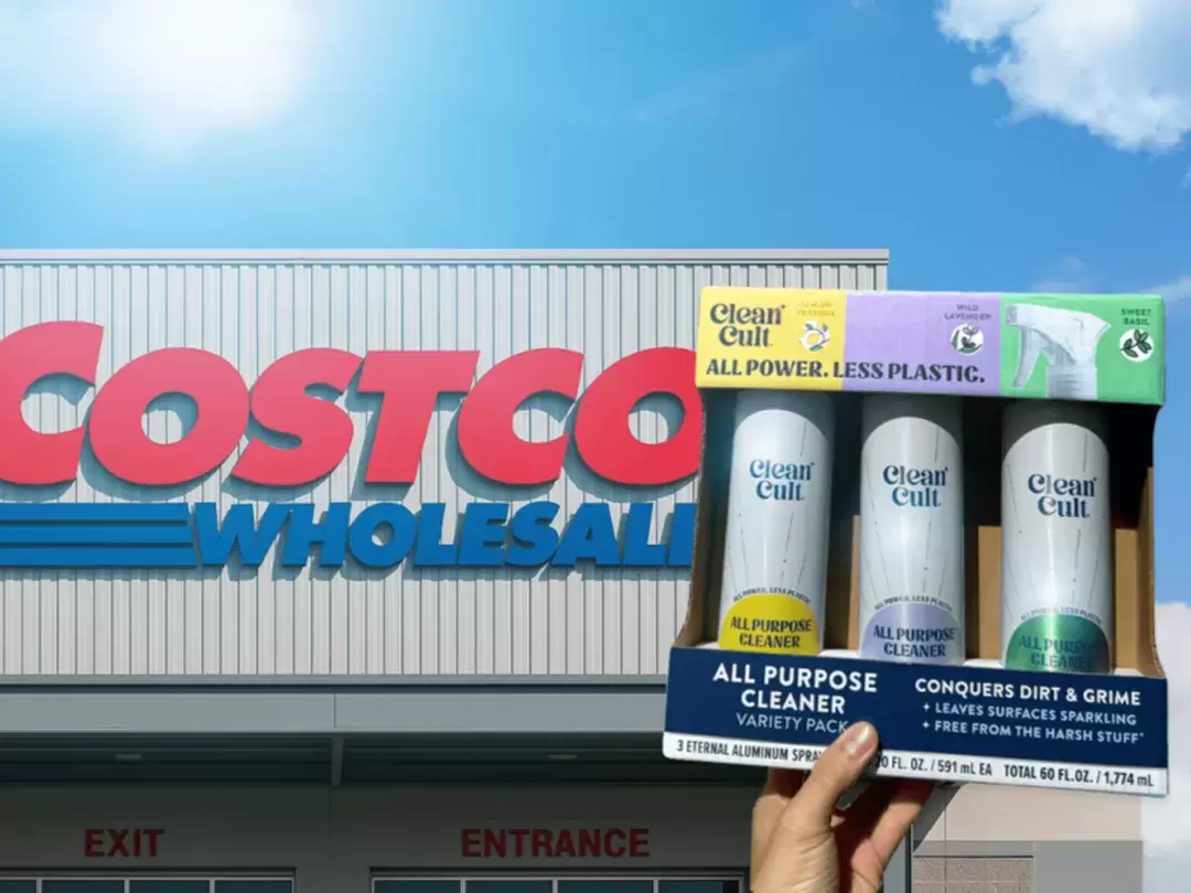 Costco pilote des bouteilles en aluminium rechargeables et des recharges en carton pour les produits d'entretien à domicile.