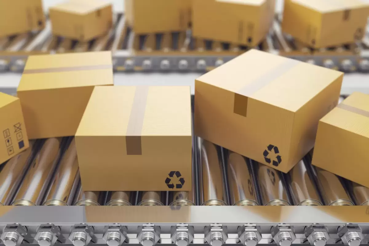 EMT International presenta la solución de papel kraft en pliegos de alta velocidad para embalaje de comercio electrónico.