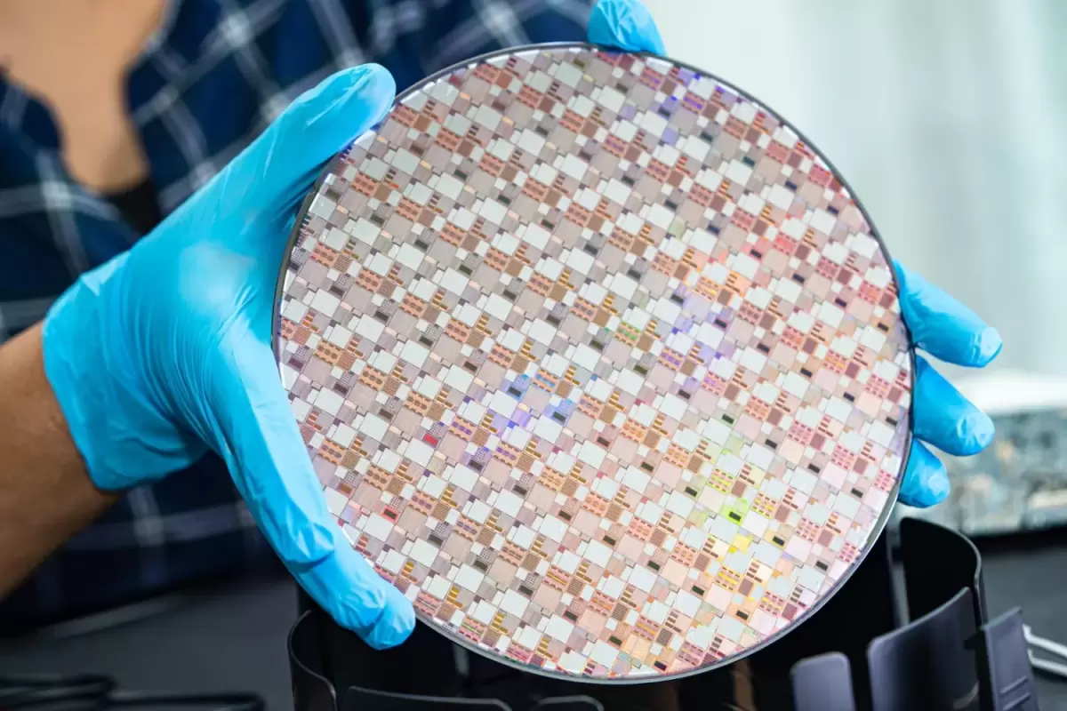 KLA Targets US$1 Billion in Advanced Packaging Revenue as AI Chip Demand Grows