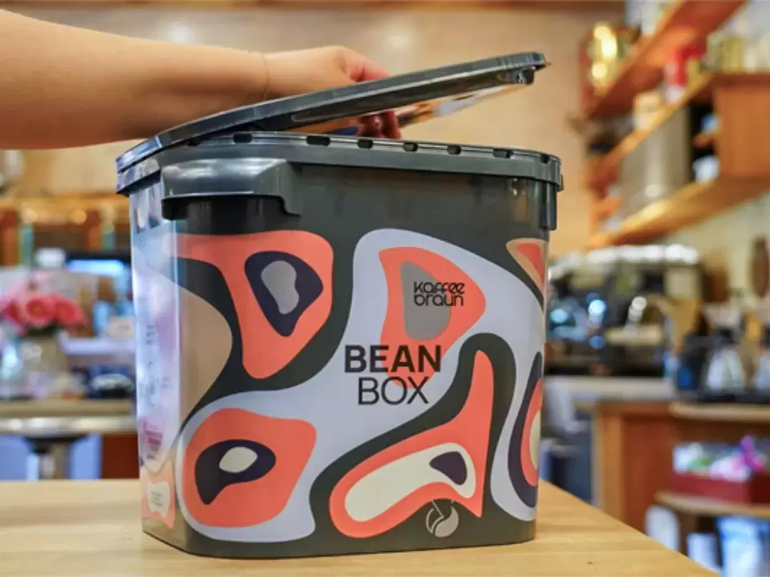 Jokey and circolution Pilot Reusable PP Buckets with Kaffee Braun