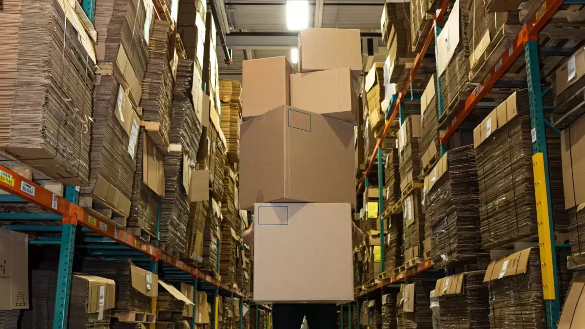 La reventa y reutilización de cajas de cartón ondulado podría extender el ciclo de vida del embalaje.