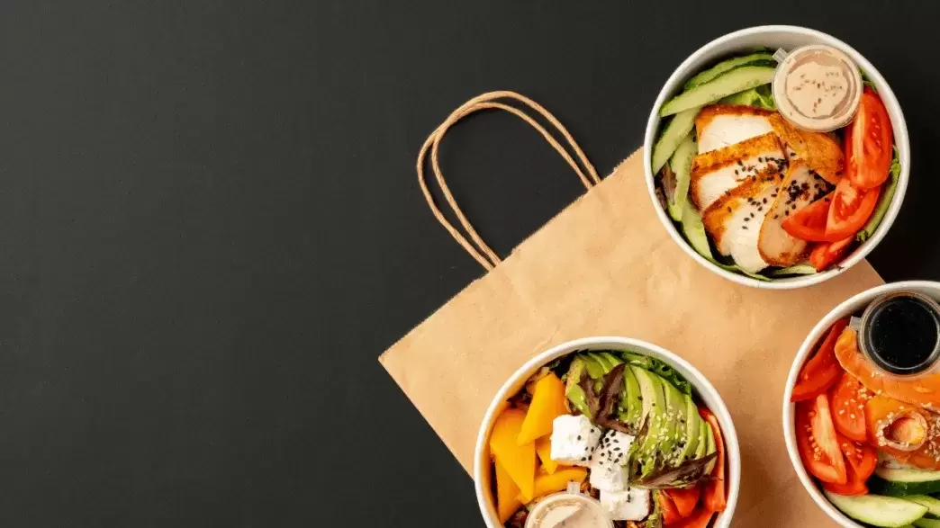 Zomato lance PackSwitch pour aider les restaurants à choisir des emballages durables.