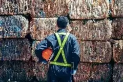 Le commerce mondial des déchets plastiques soulève de nouvelles inquiétudes concernant la pollution par les microplastiques.