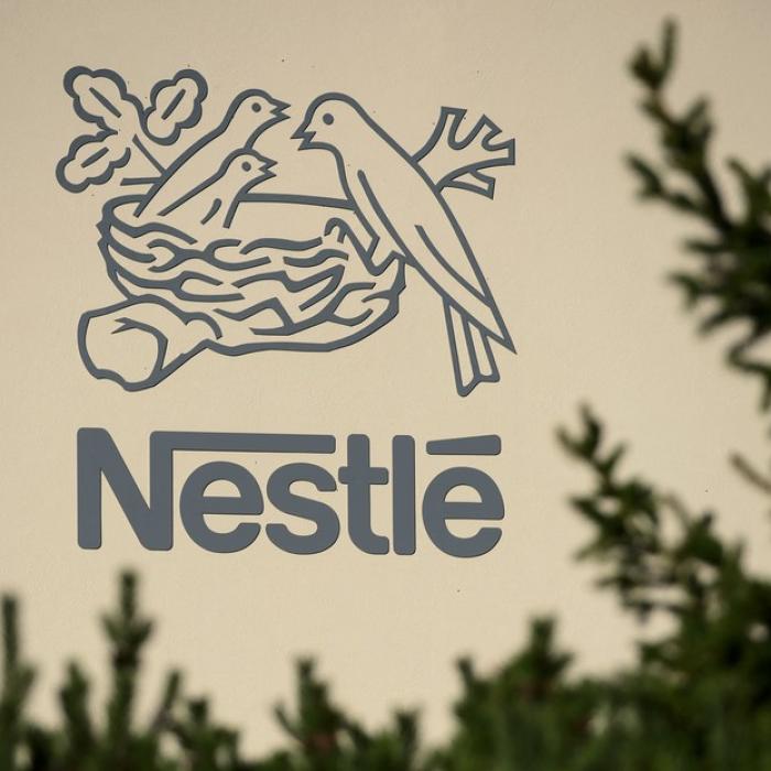 Nestlé et IBM utilisent l&#039;IA pour découvrir des matériaux d&#039;emballage durables à haute barrière.