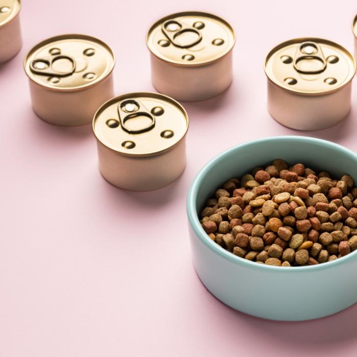 Emballage Premium dans l'Alimentation pour Animaux : Attrait Visuel, Fonctionnalité et Durabilité Stimulent la Valeur de la Marque