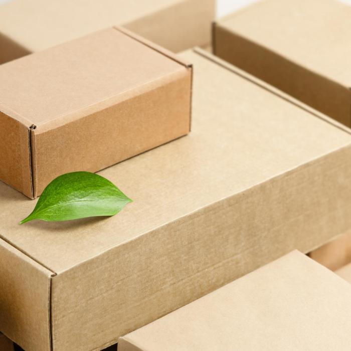 Le dispositif EPR fausse les coûts d'emballage, un nouveau programme britannique remet en cause les alternatives papier.